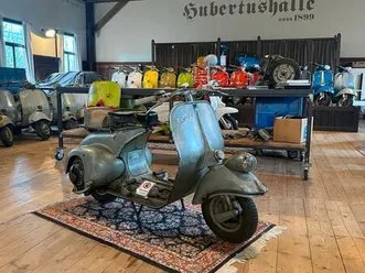 vespa 125 v30-33 von 1950 im erstlack - oldtimer faro basso
