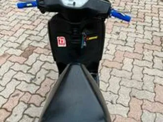 scooter piaggio liberty