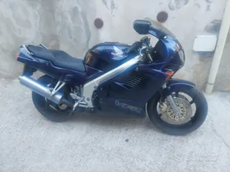 honda vfr 750