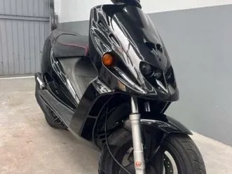 malaguti phantom f12 motorroller schwarz 3,8ps