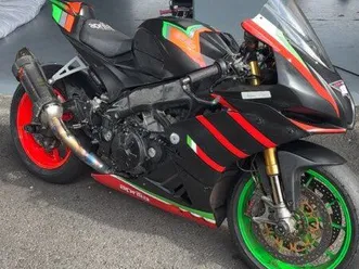 rsv4 1100 factory 2019 4500km piste