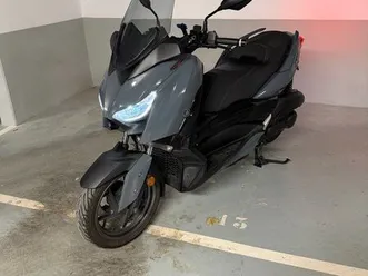 yamaha x-max 125