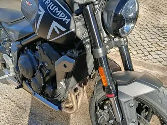 triumph trident 660. como nova. silves