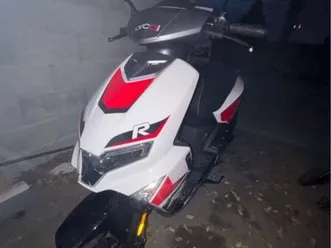scooter 50 cc orcal arios r – 2022 – 3 800 km – bon état quelle que rayure sur le coter