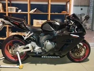 honda - cbr 1000rr