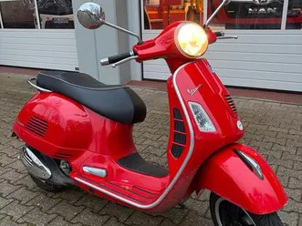 piaggio vespa 300 gts - top gewartet -