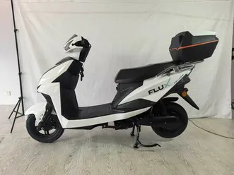 mota elétrica flux runner nova – sem carta, até 60 km de autonomia! albufeira e olhos de água