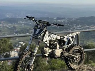 vendo pitbike ou troco por outra mota baltar