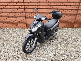 piaggio carnaby 125 // gwarancja // xmax xevo burgman jarocin
