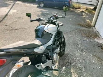 suzuki gladius sfv 650 abs – top zustand