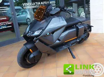 bmw ce 04 completamente elettrico finanziabile nero