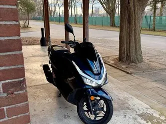 honda pcx 125 dx modell 25 wie neu
