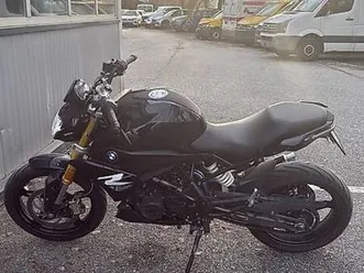 bmw g310r