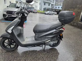 yamaha d elight 125cm3 canton tessin -