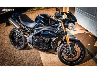 triumph speed triple 1050