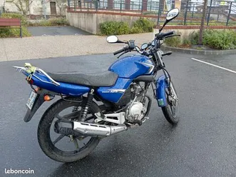 moto yamaha ybr