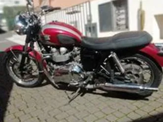 triumph bonneville - 2008