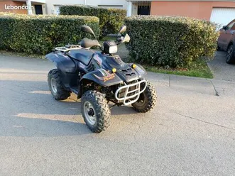 quad hytrack 300 an 2005 . idéale balades