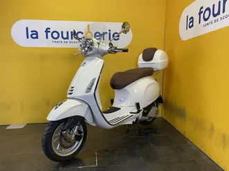 piaggio vespa primavera 125