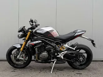 triumph speed triple 1200 rs