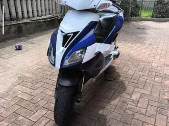 aprilia sr 50 r blu/azzurro