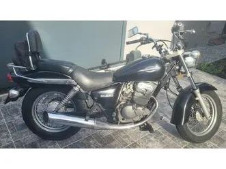 suzuki marauder 125 (gz125) aver-o-mar, amorim e terroso