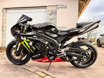 r1 2005 piste /route