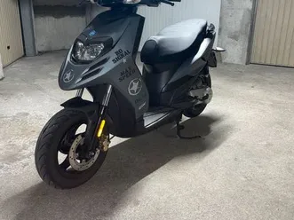 scooter piaggio typhoon