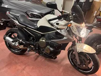 yamaha - xj6