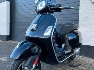 vespa gts 300 300cc abs asr motorscooter piaggio zwart — scooters | vespa — marktplaats