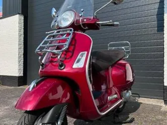 vespa gts 300 touring motorscooter piaggio 300cc gts300 — scooters | vespa — marktplaats