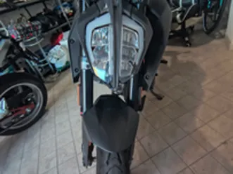 ktm duke 125