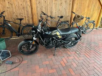 brixton crossfire 500 - wie neu, nur 1900 km,, 2j garantie