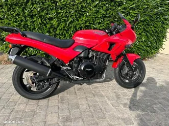triumph sprint sport 900 t3