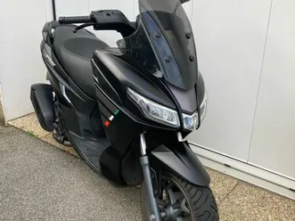 scooter aprilia