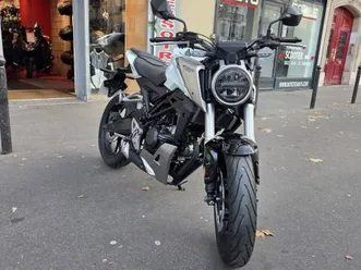 honda cb 125 2019 125 cm3 | moto roadster | 47 308 km | blanc | 75011 paris 11