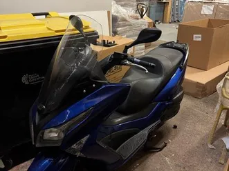 vend scooter kymco xtown 125