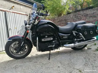 triumph rocket iii 2016 – 54 000 km – sacoches cuir + bulle – excellent état