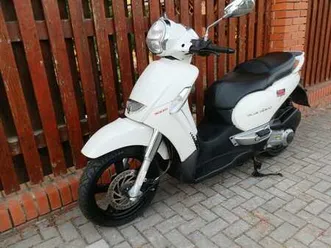 aprilia scarabeo 300 light