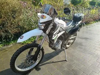 ② kawasaki klx 250 s