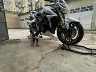 suzuki gsr 750 del 2012