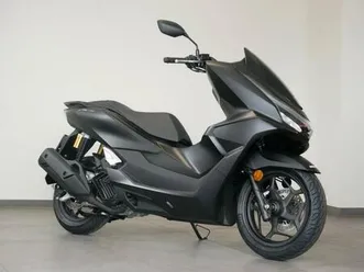 honda pcx 125 dx schwarz matt rechnung garantie navi led 605km