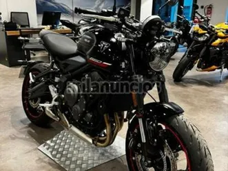 triumph - trident 660