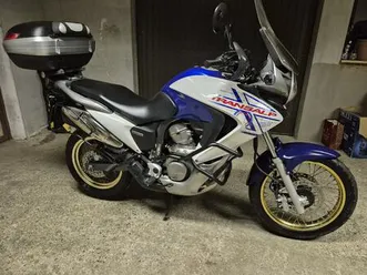 honda transalp xl 700 700 cm3, 2010 god.