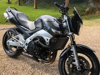 suzuki gsr 600