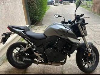 moto honda hornet 750 a2