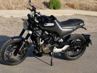 mota 125 cc husqvarna svartpilen. boliqueime