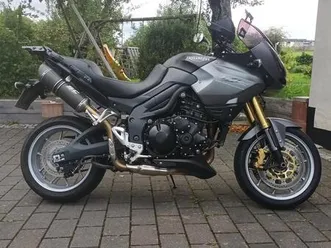 triumph tiger 1050 se