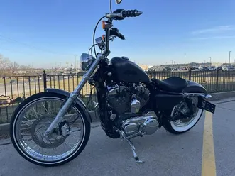 2016 harley-davidson® xl1200v - sportster® seventy-two®