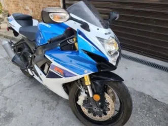 suzuki gsxr 750